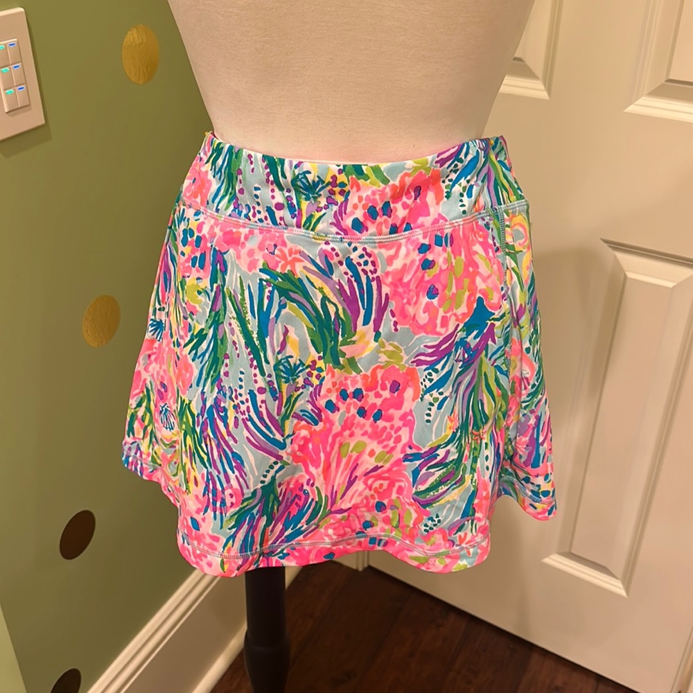 Lily Pulitzer Luxletic Skort - built in shorts … great condition like new